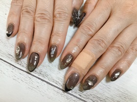 		ジェル。黒クリア。