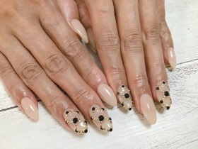 		スカルプチュア。ストーンアート。