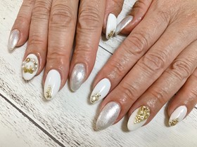 		ジェル。ホワイトクリスマスアート。