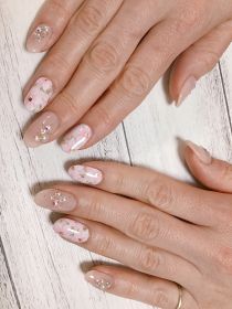 		ジェル。花アート。