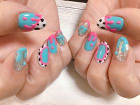 		ジェル。派手アート。