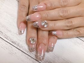 		スカルプチュア。ガラスフレンチ。