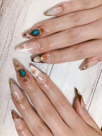 		スカルプチュア。ヒョウ柄。