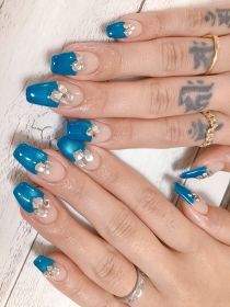 		ジェル。ブルーマグネット。