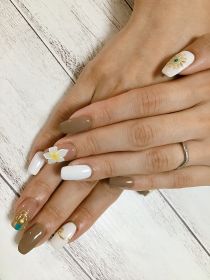 		ジェル。夏ネイル。