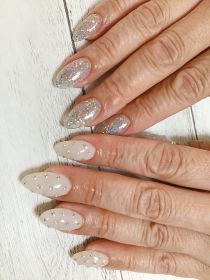 		スカルプチュア。アシンメトリー。