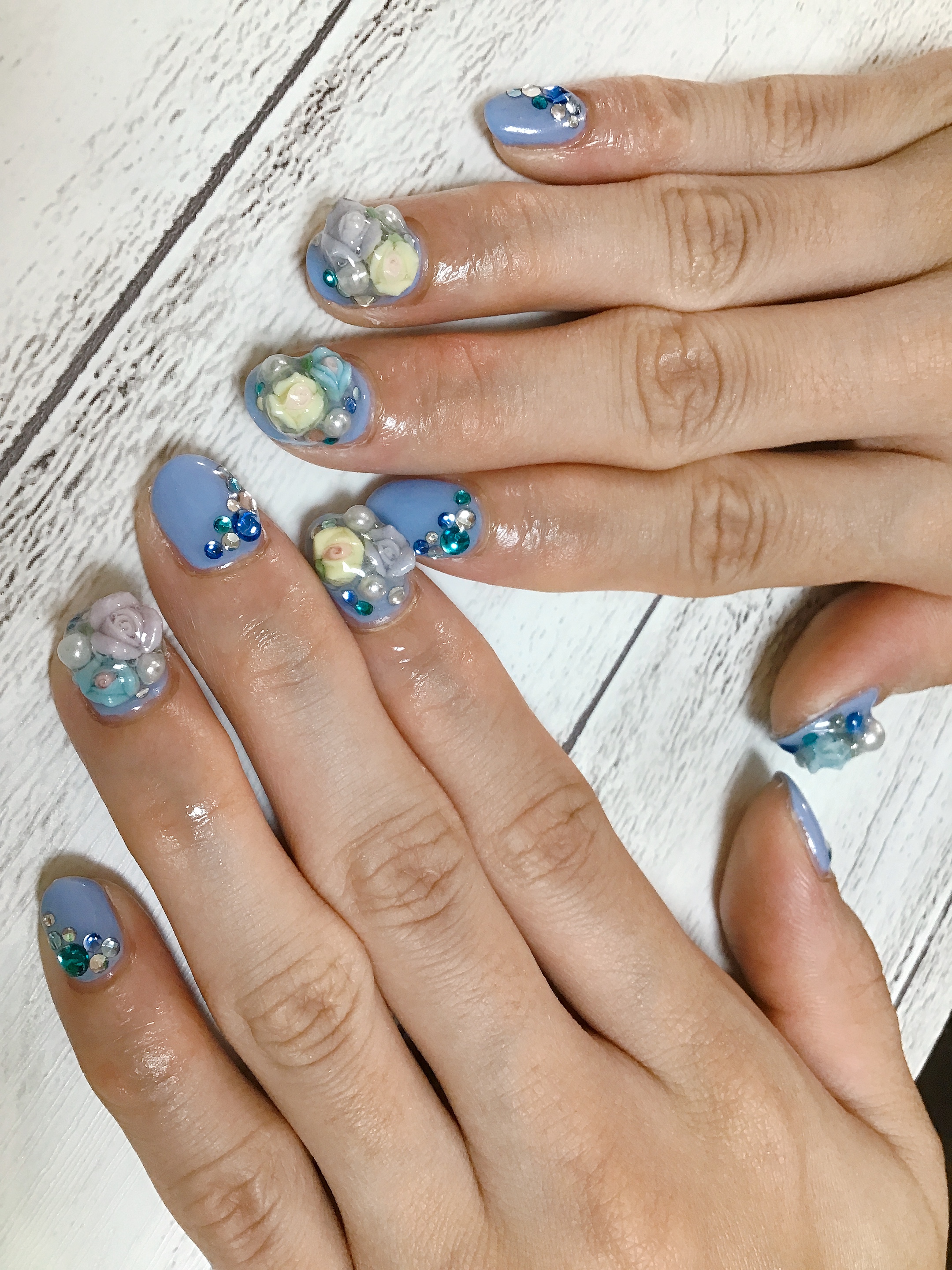 		ジェル。バラネイル。